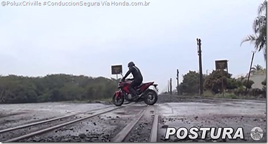 PoluxCriville_Via-Honda.com.br-adversidades-en-moto-conduccion-segura
